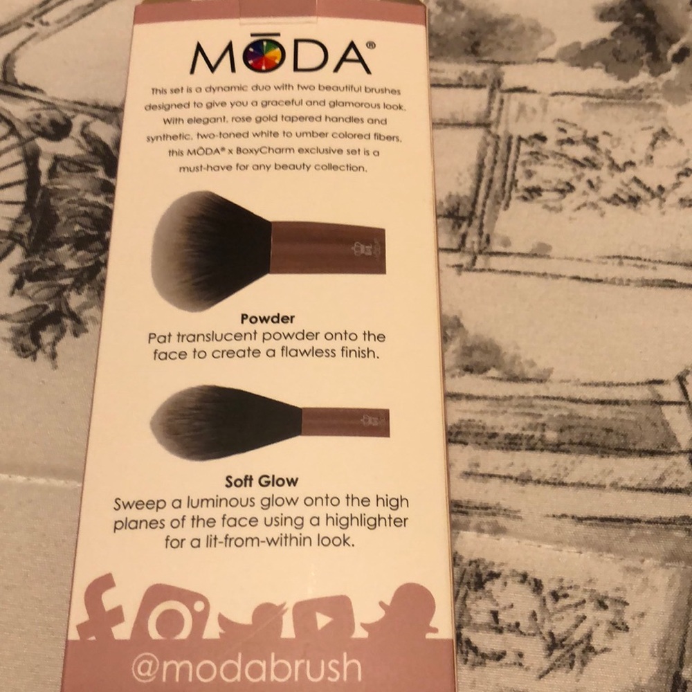 Moda brush set - Picture 3 of 3